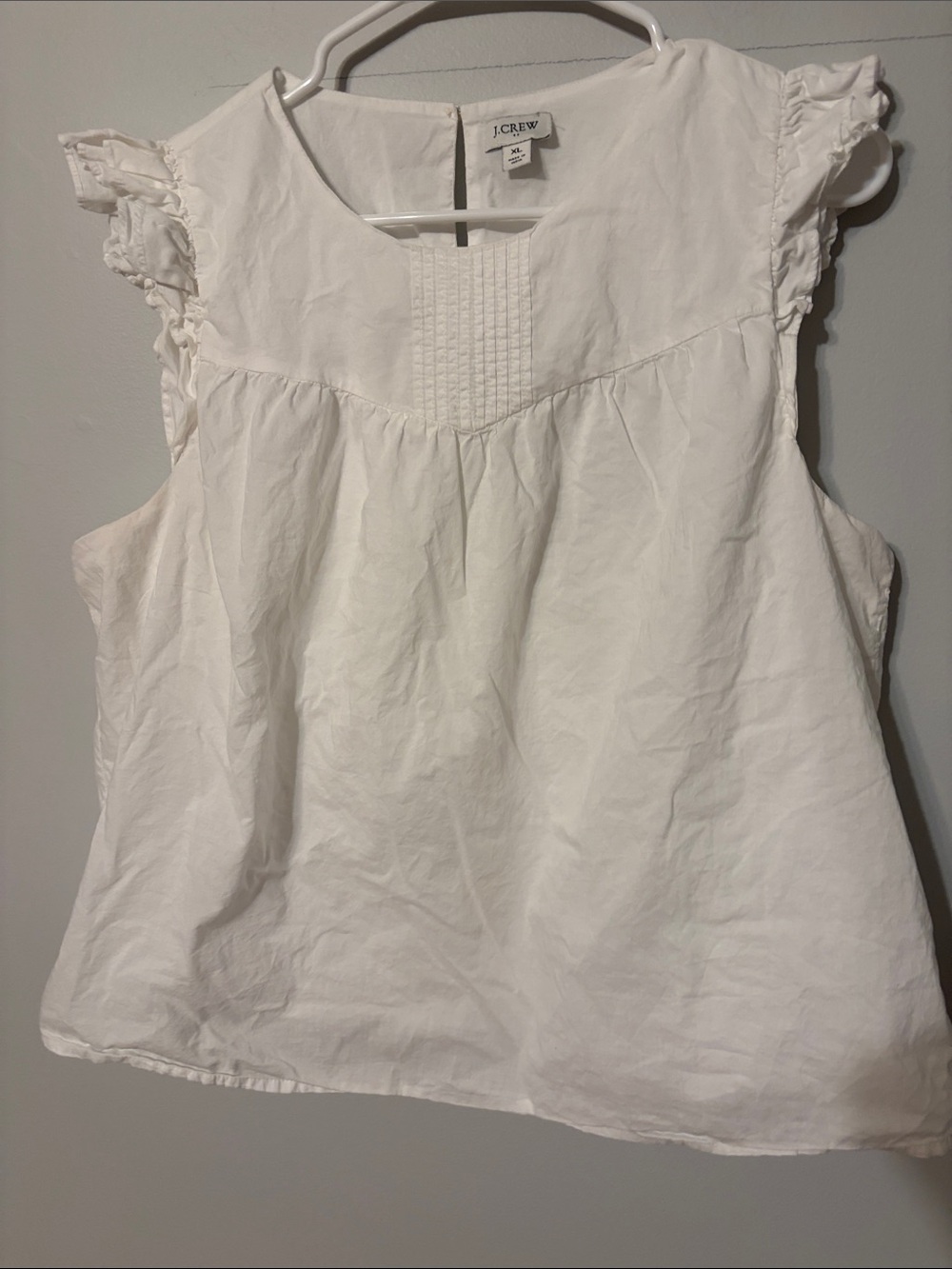 J. Crew White Cotton Ruffle Sleeve Top with lining. 💯 cotton. XL.